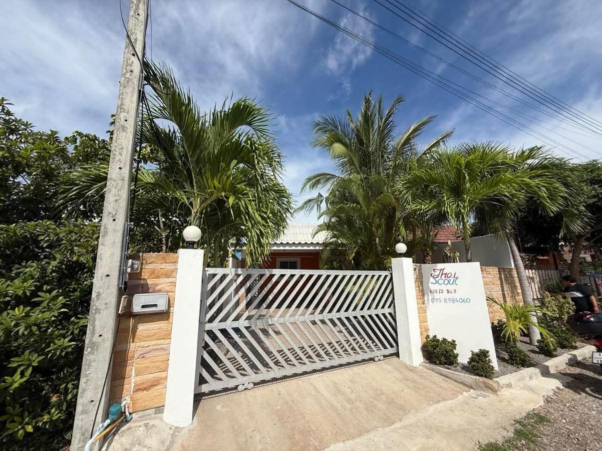 Thai-Scout Pran Buri Exterior photo